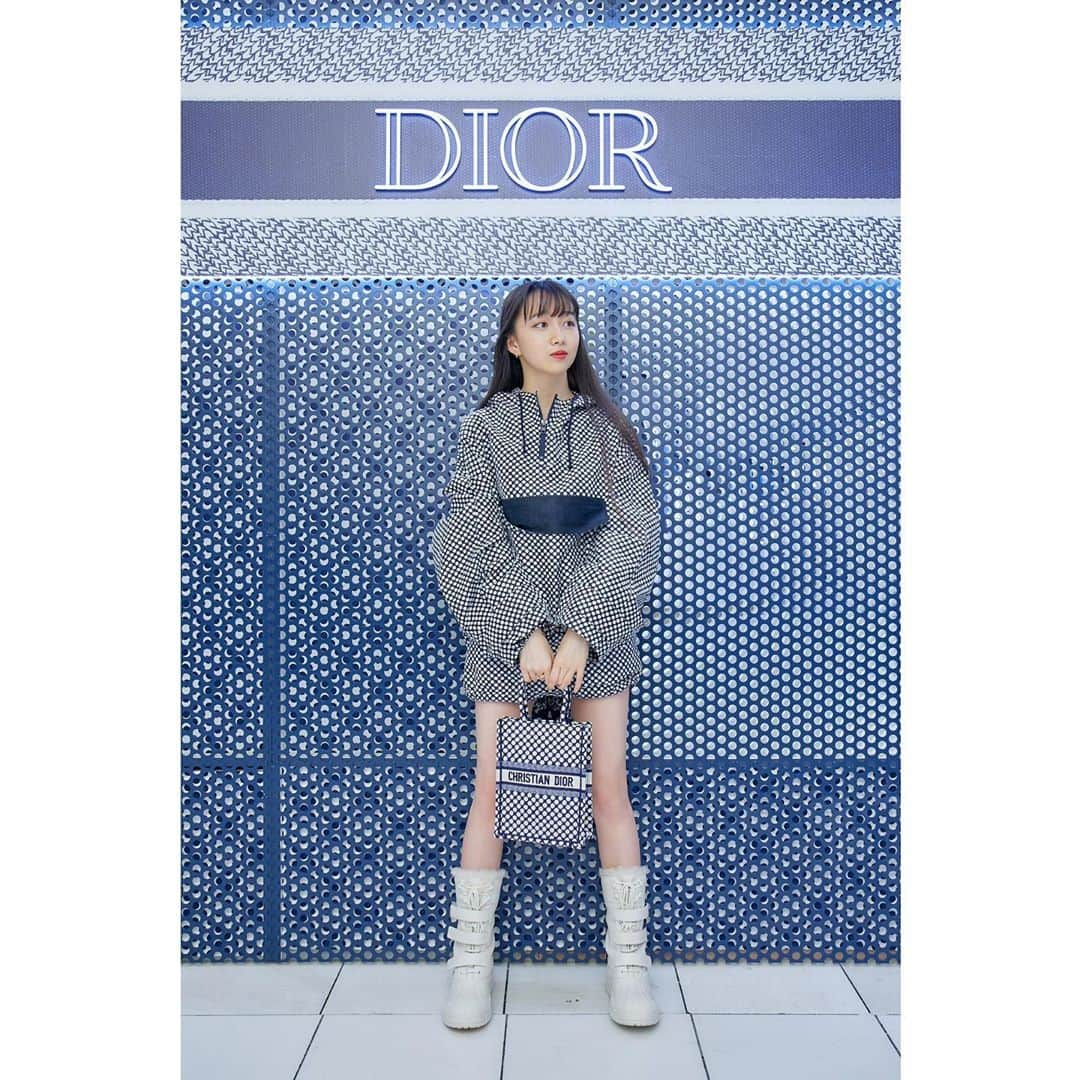 木村心美さんのインスタグラム写真 - (木村心美Instagram)「@dior #DiorIsetan  ・ 9月15日まで、伊勢丹新宿店の本館１階にて、ポップアップストアが開催されています！ドットで染まっています。可愛い。 ・ POLKA POLKA POLKA DOT~! I love it~. 🥰 ・ Thank you for the lovely make up! @rieshiraishi1220 🥰💜」9月4日 15時39分 - cocomi_553_official