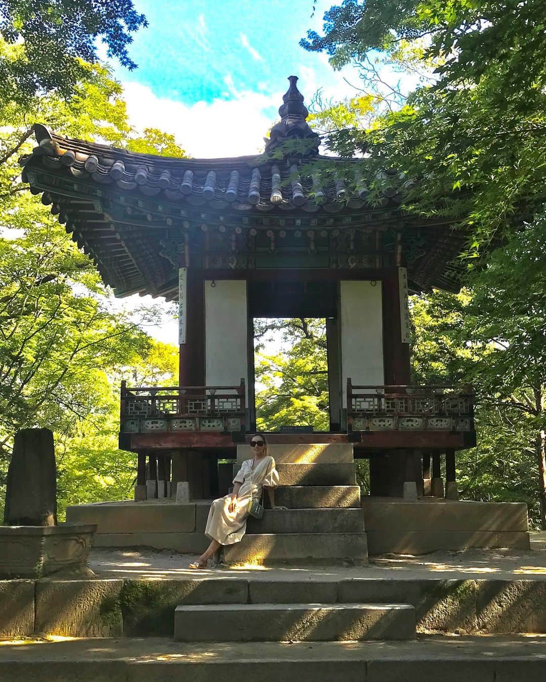 太田エイミーのインスタグラム：「One year ago in Seoul. I think back to how easy it was to just hop on a plane and travel. Let’s hope things get better soon but  one thing I know is that I’ll never take anything for granted.」