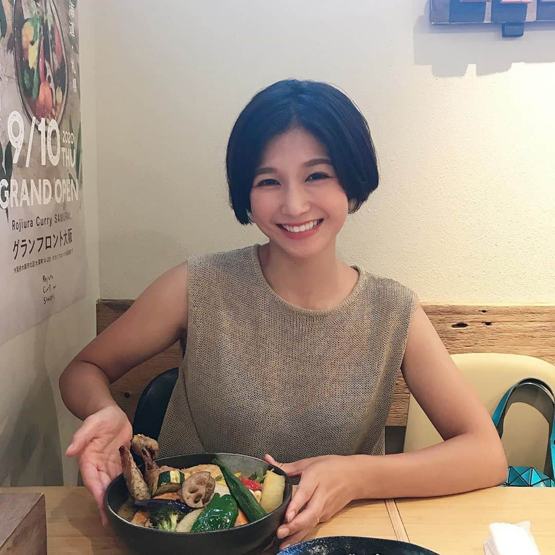 小西ゆりなさんのインスタグラム写真 - (小西ゆりなInstagram)「束の間の夫婦ランチ👩‍❤️‍👨🍽 #夫婦の時間 #lunch #ランチ #下北沢 #下北沢ランチ #スープカレー #curry #rojiuracurrysamurai #平日ランチ #旦那カメラマン」9月4日 15時57分 - yurina_konishi