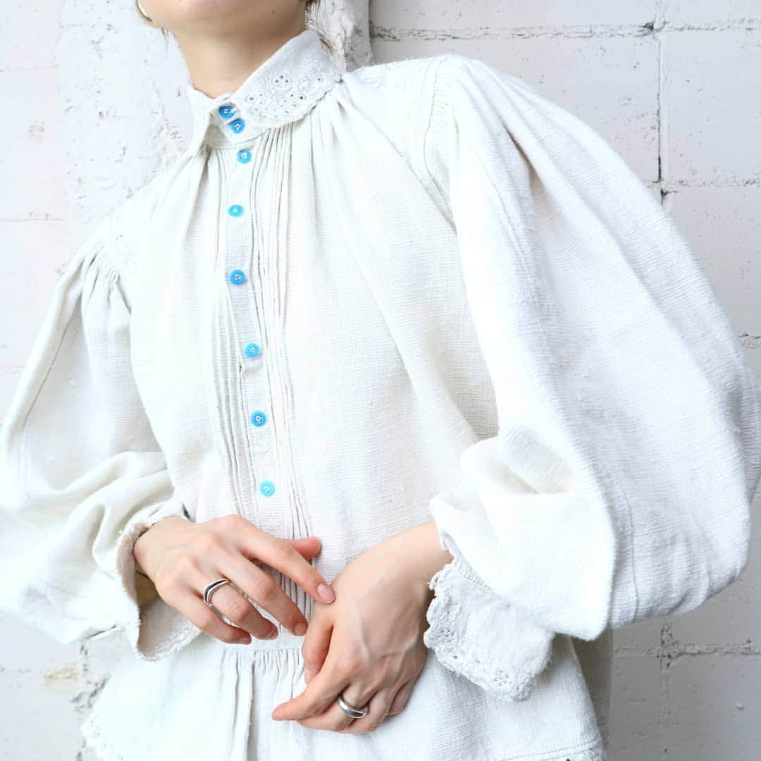 吉祥寺 古着屋 Orfeoのインスタグラム：「. ONLINE SHOP・NEW STOCK  #orfeo #kichijoji #tokyo #vintage #used #fashion #coordinate #outfit  ONLINE SHOP掲載商品のお問い合わせはONLINE SHOPからのメール、またはインスタグラムのプロフィール記載のメールアドレスよりお願いいたします ショッピングリンク無しのインスタグラム、ストーリー掲載商品も個別に通販承りますのでメール(orfeokichijoji@yahoo.co.jp)にてお問い合わせください」