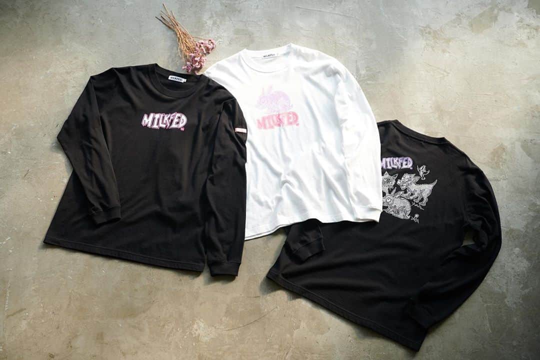 のインスタグラム：「MILKFED. × SAVAGE PENCIL﻿ ﻿ 1980年代に U.K PUNK シーンに身を置き、﻿ その後はスケートデッキ、レコードジャケットや﻿ コミック等の多岐にわたり作品を生み出す﻿ グラフィックアーティスト”SAVAGEPENCIL”。﻿ ﻿ 今回、MILKFED.の為に描き下ろしてくれた﻿ スペシャルグラフィックのLS Tシャツが発売！！﻿ ﻿ ＊MILKFED x SAVAGE PENCIL L/S TEE ANIMALS﻿ COLOR:WHITE,BLACK SIZE:ONE SIZE PRICE:5,500yen (+tax)﻿ ﻿ ＊MILKFED x SAVAGE PENCIL L/S TEE SWEETS﻿ COLOR:WHITE,BLACK SIZE:ONE SIZE PRICE:5,500yen (+tax)﻿ ﻿  #milkfed #milkfedjp #ミルクフェド #ミルフェ﻿ #ガーリーストリート」