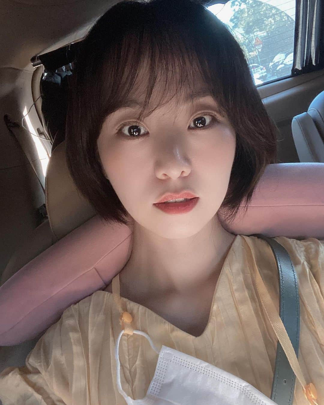 ノ・スサンナさんのインスタグラム写真 - (ノ・スサンナInstagram)「머리 자를게요💇🏻‍♀️💇🏻‍♀️#단발#가을맞이」9月4日 17時41分 - sussanna_noh