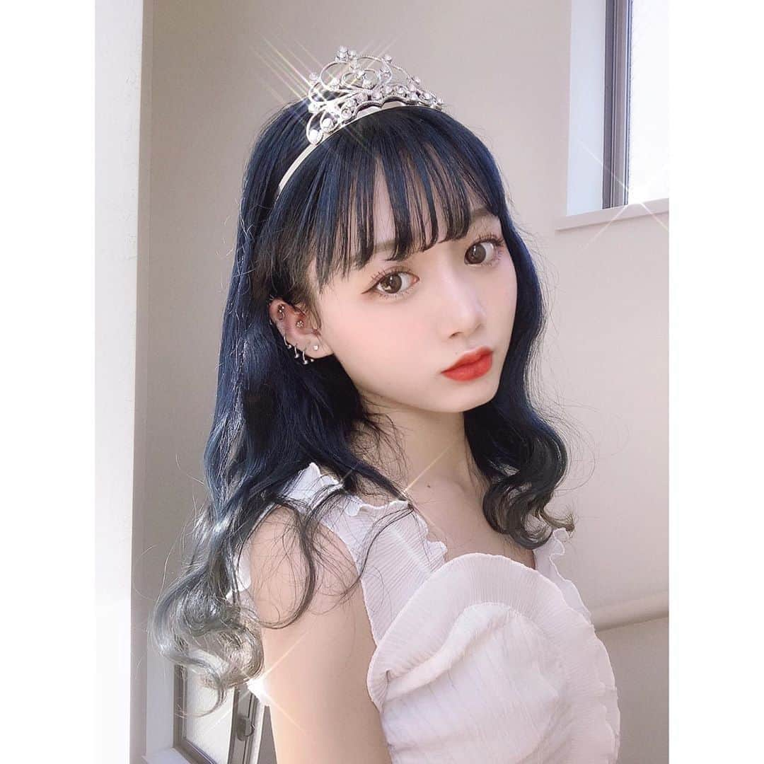 山本姫香さんのインスタグラム写真 - (山本姫香Instagram)「本日17歳になりました🎶 いつも見てくださってありがとうございます❤️ 17歳の私もよろしくお願いします❗️💌」9月4日 17時49分 - _himeka0904_