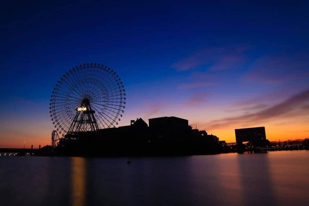 のインスタグラム：「It's beautiful here, that much is clear.﻿ Photo: @hiro.kitagawa﻿ #myyokohama ﻿ ﻿ #yokohama #darlingescapes #beautifuldestinations #artofvisuals #somewheremagazine #discoverglobe #travelawesome #passionpassport #lovejapan #explorejapan #japanlife #japanfocus #japan_vacations #japanrevealed #よこはま #ヨコハマ #横浜」