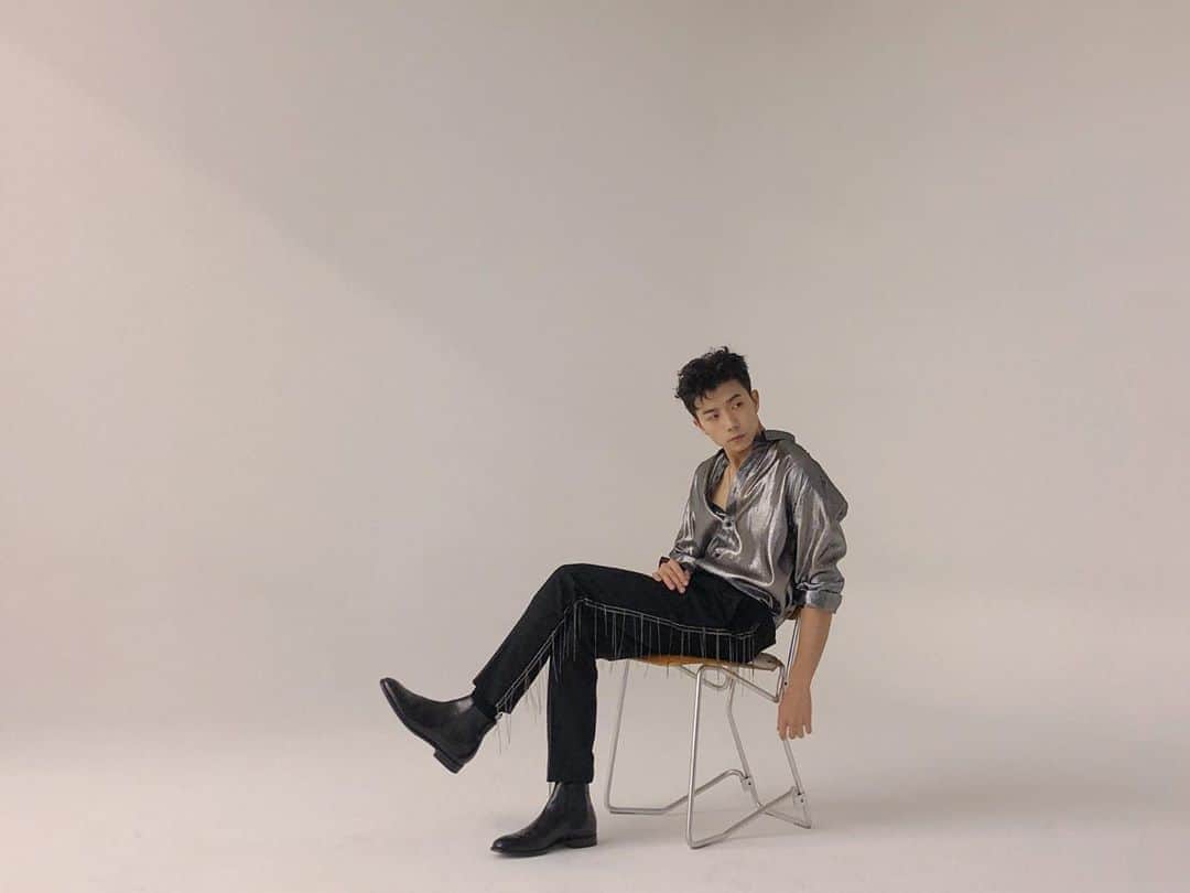 2PMさんのインスタグラム写真 - (2PMInstagram)「[HOTTEST WEEK]  12주년 레투 하드털이.zip  #🐼🐨🐱🐤🐧🍌 #레투스타그램」9月4日 18時20分 - real_2pmstagram