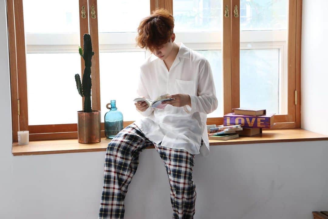 2PMさんのインスタグラム写真 - (2PMInstagram)「[HOTTEST WEEK]  12주년 레투 하드털이.zip  #🐼🐨🐱🐤🐧🍌 #레투스타그램」9月4日 18時31分 - real_2pmstagram