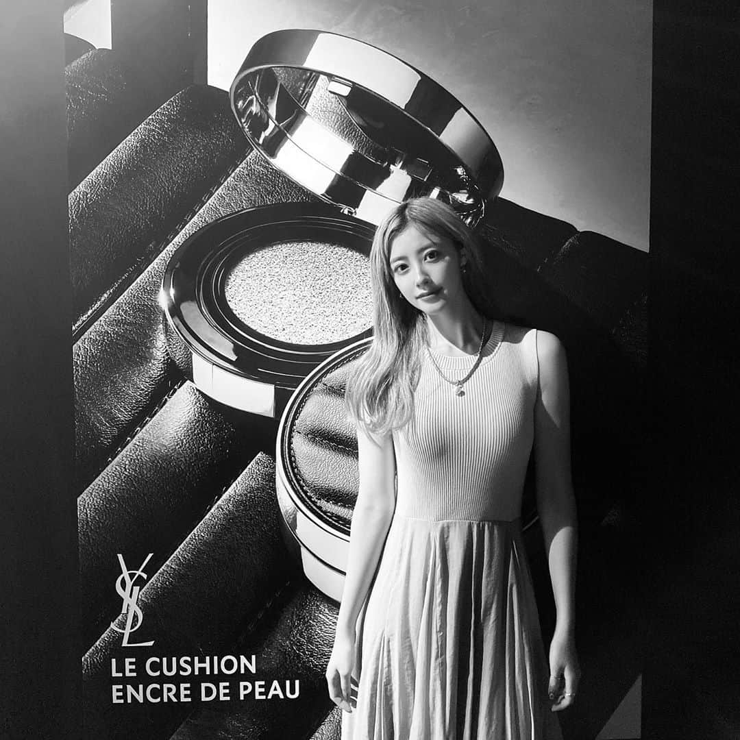 夏焼雅さんのインスタグラム写真 - (夏焼雅Instagram)「@yslbeauty  YSL BEAUTY LE CUSHION ENCRE DE PEAU LAUNCH CELEBRATION EXHIBITION 🖤🖤🖤  #ysl #アンクルドポールクッション」9月4日 18時34分 - miyaaa0825