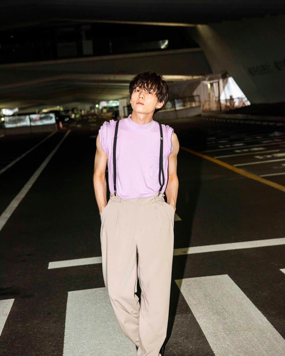 岩岡徹のインスタグラム：「【a-i Member LIMITED】 TI "a-i color" SET Mockneck T-shirt "a-i color" (M or L) Suspender Eco bag Large（Navy） Eco bag Small（Khaki） -special gifts- Original Lookbook "a-i color" Behind the scenes "a-i color"」