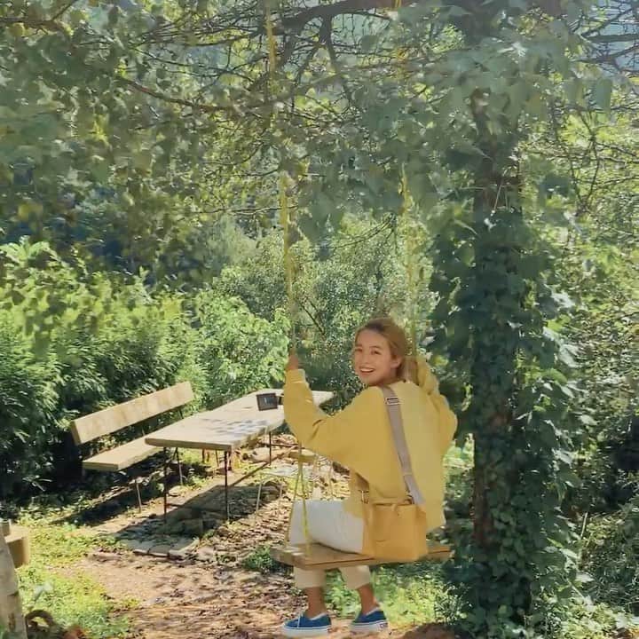 キム・ダヘのインスタグラム：「자연과 함께 🌿」