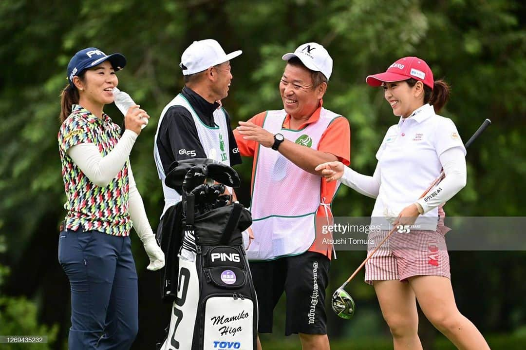 比嘉真美子のインスタグラム：「先週のニトリレディス☺️ みんな凄く楽しそう☘️ 3日間プレーして下さった笠さん、笠さんパパありがとうございました🙇‍♀️ #ニトリレディース #北海道 #笠りつこ」