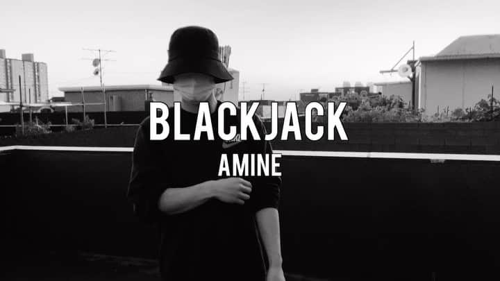 ピョン・ヒョンミンのインスタグラム：「Blackjack @amine  choreography - @bhm__99  #blackjack #amine #dance 😎🕺🕺🔥🔥🔥」