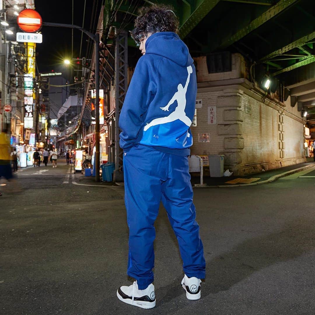 HYPEBEASTさんのインスタグラム写真 - (HYPEBEASTInstagram)「@hypebeaststyle: @nike has unveiled a full look at the upcoming fragment design x @jumpman23 collection. In addition to the Air Jordan 3, Air Jordan 35 and Jordan Air Cadence, the collection has been centered around classic American gym wear, while honoring @fujiwarahiroshi’s memories with distinct typography evocative of ’80s sportswear and graphics that transpose iconic frames of Micahel Jordan in action that recalls the heritage of the basketball line. Look for it all to release globally on September 17, except for the fragment design x Air Jordan 35 Fragment which drops on October 28.⁠⠀ Photo: Nike」9月4日 20時14分 - hypebeast