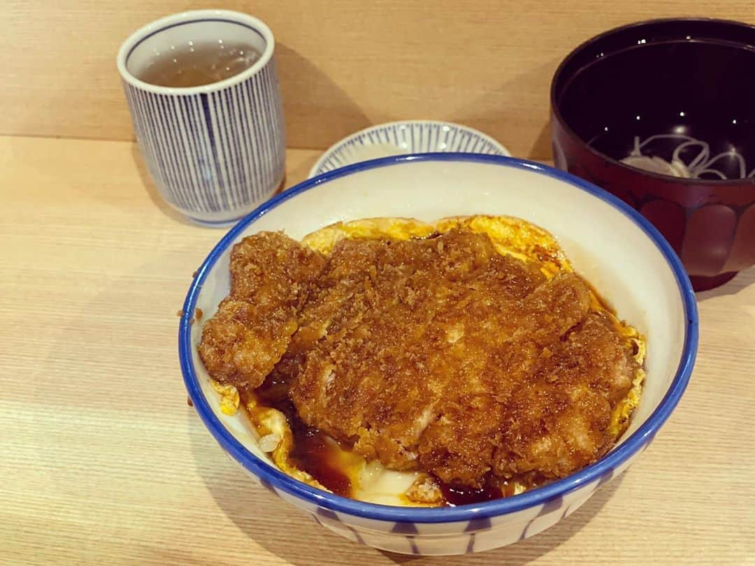 なごむさんのインスタグラム写真 - (なごむInstagram)「※ 先日の。  好きなカツ丼。」9月4日 20時41分 - matsumotoooooo