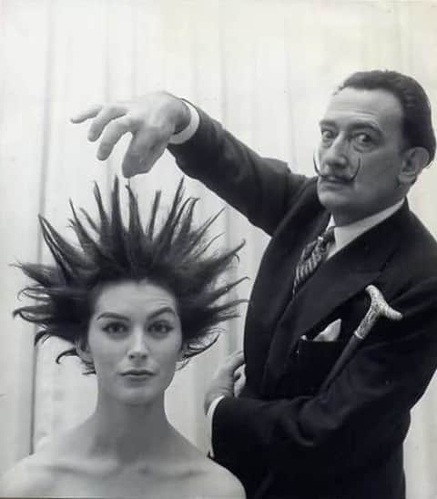 アンダーグラウンドのインスタグラム：「In 1959 Salvador Dali teamed up with Peter Leonardi, (the hairdresser to Marilyn Munroe), to create some futuristic hair styles. Having been experimenting with machine gun shots on his painting he applied the idea to the hair style and bang bang we end up with this punk style ahead of its time.⁠ ⁠ #punkhair #dali #daliwasapunk ⁠ ⁠ ⁠ ⁠」