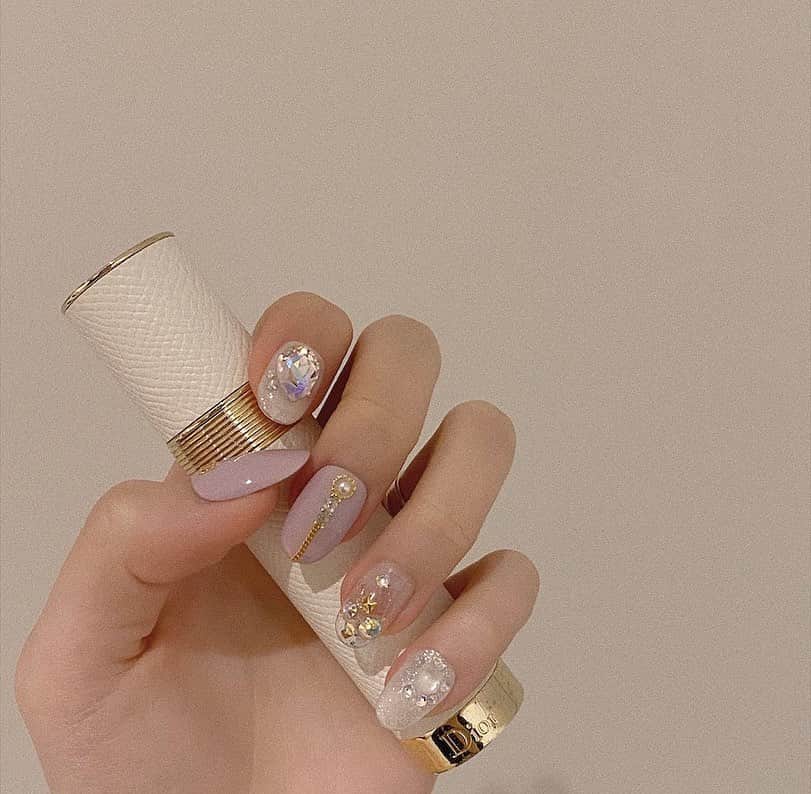 KIYOMI GRACEさんのインスタグラム写真 - (KIYOMI GRACEInstagram)「My first time getting press on nails💅🏻check out @wonderbunail 💜   Disclaimer: This is a sponsored post.」9月4日 20時53分 - kiyominie