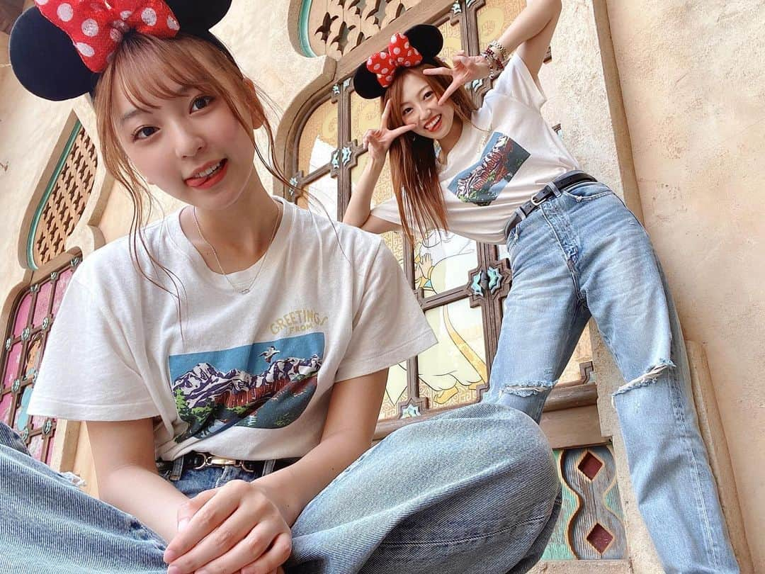 松井さやかさんのインスタグラム写真 - (松井さやかInstagram)「ディズニーシーで映えてきた🐠♡ #disney #disneysea #love #双子コーデ #アイドル」9月4日 20時59分 - matsui_sayaka