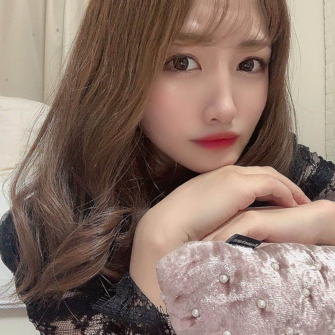 のインスタグラム：「😋🥰😉😙😇😛😍🤗😚🤩」