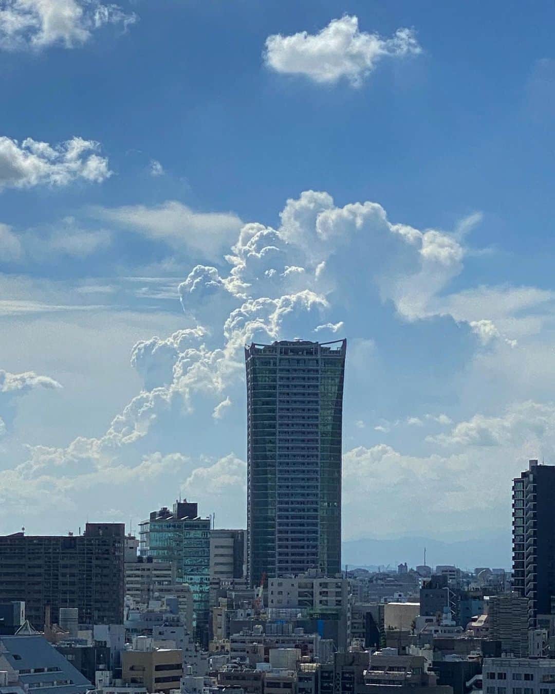 宍戸開さんのインスタグラム写真 - (宍戸開Instagram)「#streetphotography #storyofthestreet #streetscenesmag #streetoftokyo #streetcinematography #streetoftones #kaishishido #iphone11pro #photography #photographer #photooftheday」9月4日 21時09分 - kaishishido