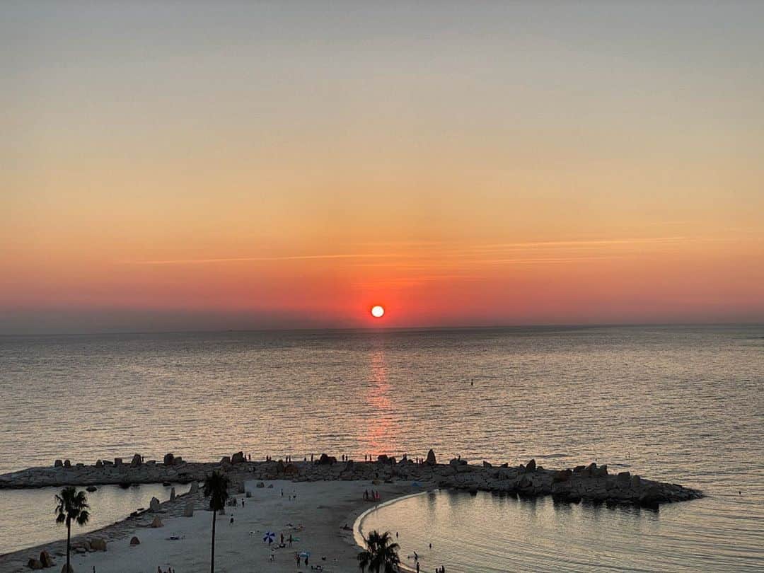 木村安梨沙のインスタグラム：「部屋から見た夕日がとても綺麗でした🌅」