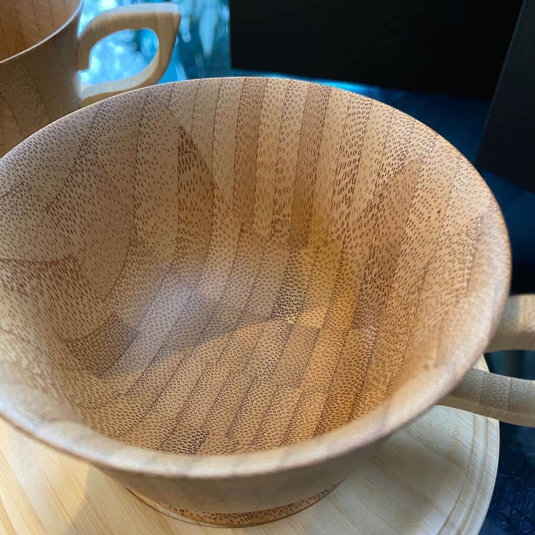 Otto Japan(オットージャパン) さんのインスタグラム写真 - (Otto Japan(オットージャパン) Instagram)「@meguri.k さん ご紹介ありがとうございます！  #repost @meguri.k ・・・ みてー💓天然竹で作られたティーカップ☕️ ・ 天然素材ならではの温もりと、この美しいフォルム…🙈ホレボレしちゃう🙈💕 ・ しかもね、素材の竹を育てる工程から一貫して作られた商品なんだって✨👏 ・ なめらかな手触りで熱伝導率が低く飲み物の温度を保ってくれるから、コーヒーや紅茶がとっても美味しく飲めるんです♫ ・ しかも！天然竹ですが、特殊コーティングがしてあるので色移りしないし70℃以下なら食洗機もOKらしい！（私は手洗いするけど） ・ 竹だからとっても軽いし♫ ・ こういう拘りが詰まったアイテム、大好き❤テンション上がるわぁ⤴️ ・ @my.motto.jp でgetしました♫ https://store.otto.jp/ ・ この度ご縁あってノースモール公式アンバサダーさせて頂く事になりました✨ ・ つくり手の想いやこだわりのつまった、楽しい生活の半歩先を照らすアイテムを国内・海外からセレクトしているショップです😊 ・ まだ他にも注文した商品があるのでまた紹介させて下さいね♡ ・ #ノースモール公式アンバサダー#ノースモールサイト#PR#オットー#オットージャパン#天然木#天然竹#ティーカップ#ソーサー#竹#RIVERTE#ティータイム#おやつ#チーズケーキ#檸檬#ダイニング#dining#暮らしを整える#暮らしを楽しむ#シンプルライフ#丁寧な暮らし#おうちじかん#おうちカフェ#一条工務店#ismart  #暮らしの道具#わたしの美味しい写真」9月4日 21時25分 - my.motto.jp