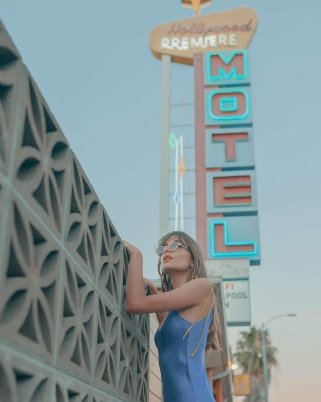 ダニジョーのインスタグラム：「i spy an epic LABOR DAY SALE happening 🥳 Wanna come with? 📍 DANNIJO.com  @maralafontan in the almost sold out tie-strap Violette slip 💕 Labor Day SALE link in bio use code LABORDAY」