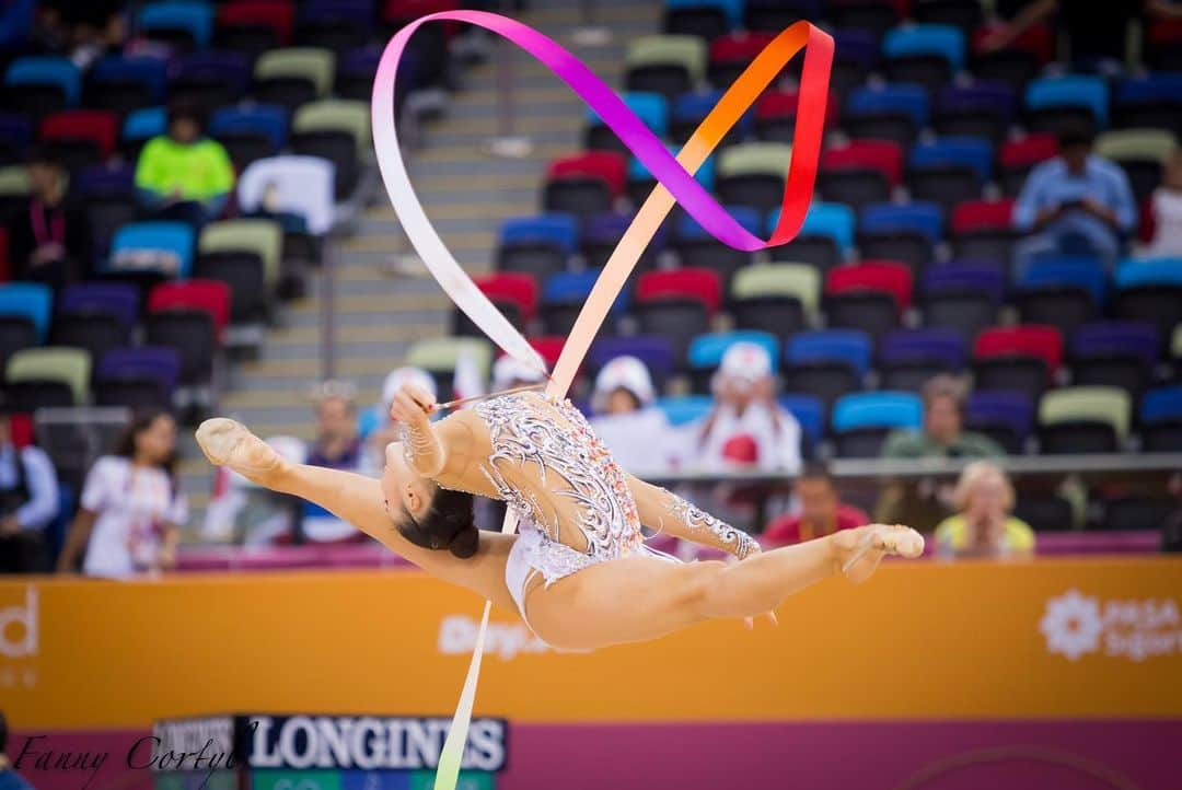 皆川夏穂のインスタグラム：「Thank you for wonderful pictures❣️﻿ ﻿@fannycortyl ﻿ ﻿ #rhythmicgymnastics  #roadtotokyo」