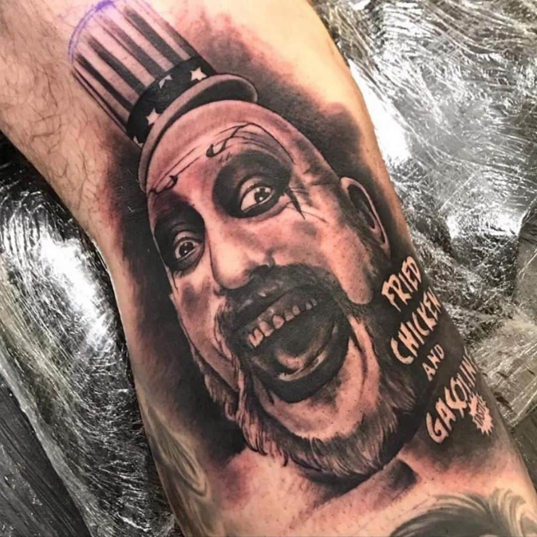 ロブ・ゾンビさんのインスタグラム写真 - (ロブ・ゾンビInstagram)「Another week and I’ve spotted another round of kick-ass tattoos from some of my films! Congratulations to all the great artists whoever you are. If you see your tattoo post a comment so we know who did it. #robzombie #sherimoonzombie #houseof1000corpses #thelordsofsalem #sidhaig #captainspaulding #billmoseley #thedevilsrejects #3fromhell」9月4日 22時07分 - robzombieofficial