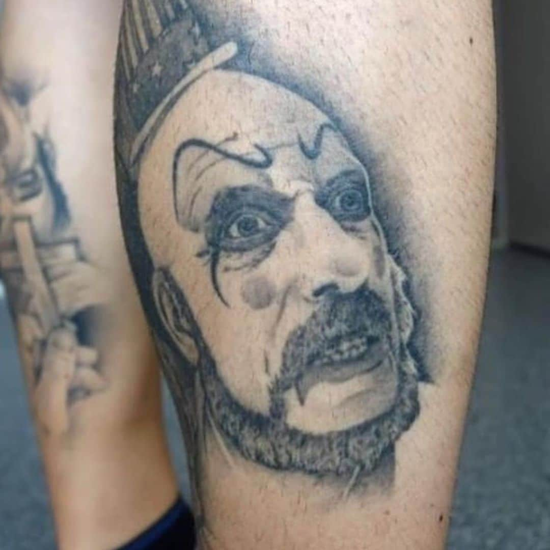 ロブ・ゾンビさんのインスタグラム写真 - (ロブ・ゾンビInstagram)「Another week and I’ve spotted another round of kick-ass tattoos from some of my films! Congratulations to all the great artists whoever you are. If you see your tattoo post a comment so we know who did it. #robzombie #sherimoonzombie #houseof1000corpses #thelordsofsalem #sidhaig #captainspaulding #billmoseley #thedevilsrejects #3fromhell」9月4日 22時07分 - robzombieofficial