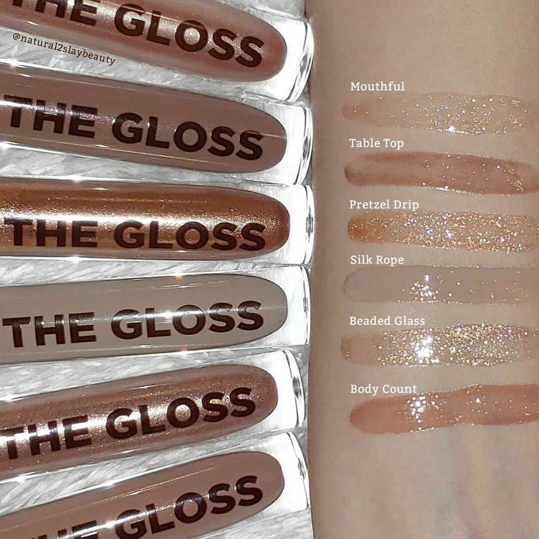 Jeffree Star Cosmeticsさんのインスタグラム写真 - (Jeffree Star CosmeticsInstagram)「Early morning nudes💦 @natural2slaybeauty swatches all 6 gloss shades from the #ORGY collection 🤎✨ #jeffreestarcosmetics #THEGLOSS」9月5日 0時04分 - jeffreestarcosmetics