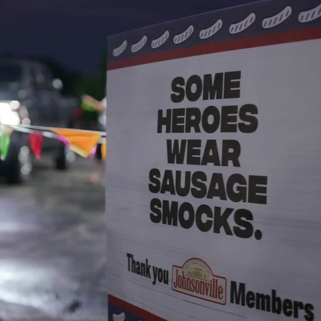 ジョンソンヴィルのインスタグラム：「To our Johnsonville members, we say thank you.  Our members have adapted to new ways of working during the pandemic, they’ve kept our Midwest plants running and each other safe, and continue to put food on family’s tables across the globe during these hard times. Thank you for living and leading the Johnsonville Way!  #TheJohnsonvilleWay #BetterWithSausage #YouCantSpellSausageWithoutUSA #saUSAge #MadeInAmerica #FamilyOwned #LaborDayOn」