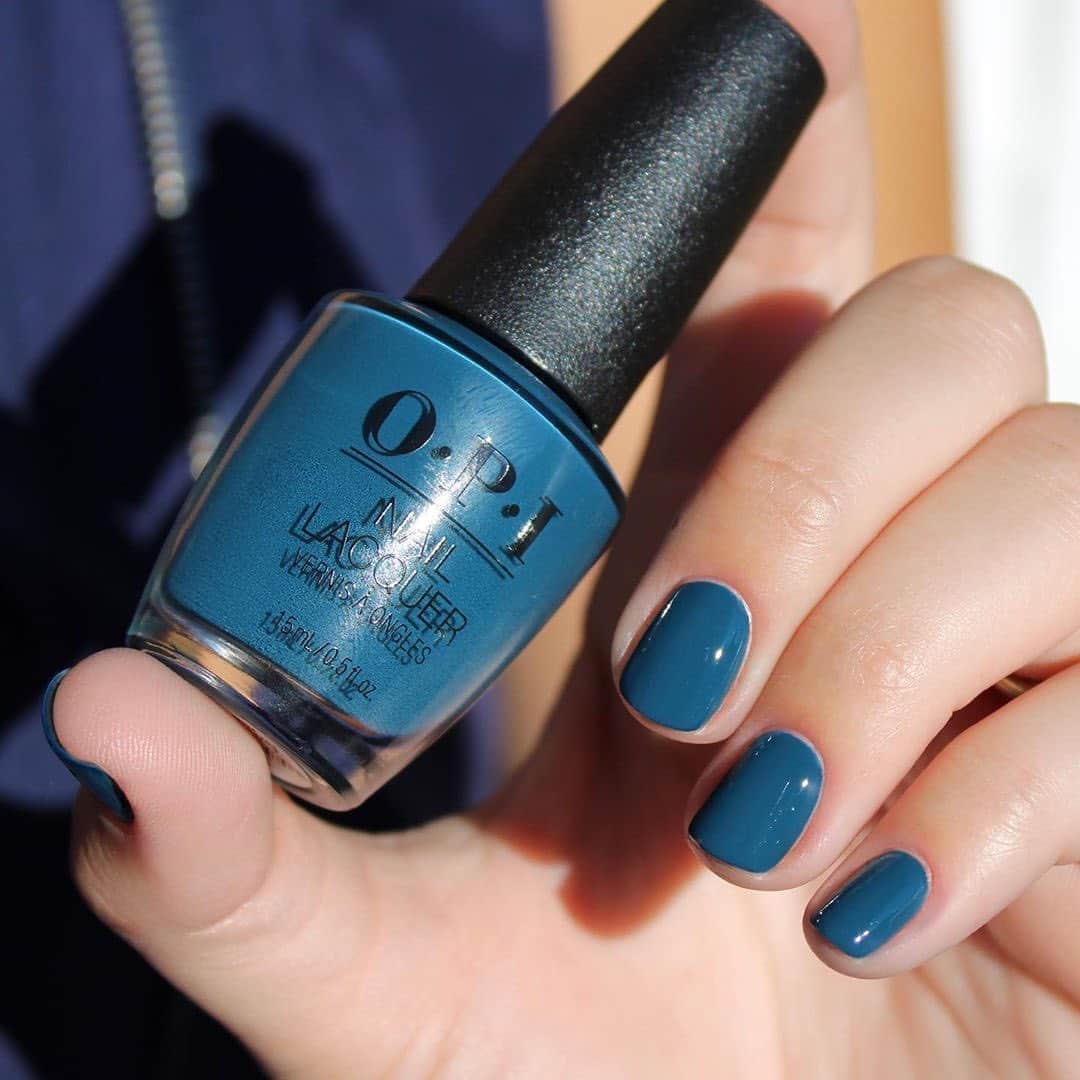 OPIさんのインスタグラム写真 - (OPIInstagram)「#DramaAtLaScala is a dramatic "steal-the-show" teal. 💙 @vino_and_varnish  #OPIObsessed #ColorIsTheAnswer #NOTD #NailSwag #NailsOfInstagram #NailsOnFleek #NailPolish #Nails #OPI」9月5日 0時27分 - opi