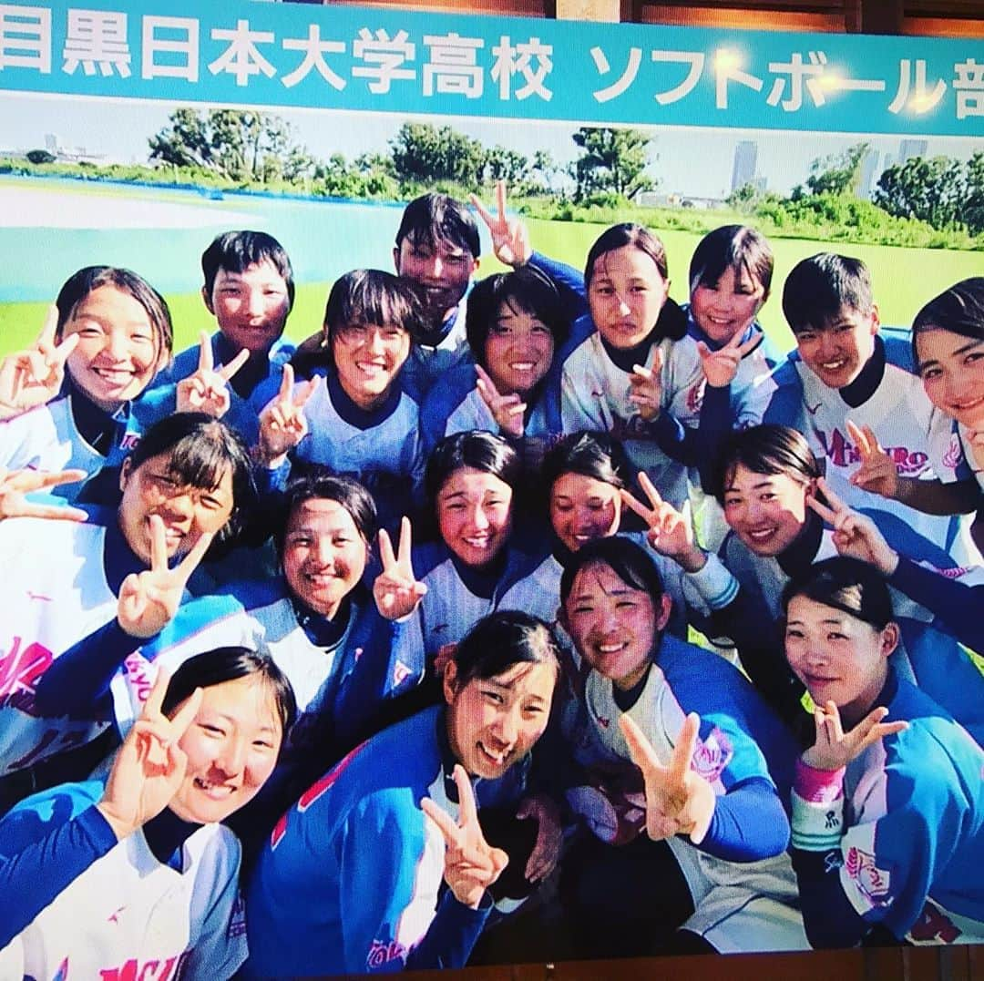 寺川綾さんのインスタグラム写真 - (寺川綾Instagram)「1人反省会✍️ 今日は、「しゃ、しゅ、しょ」がうまく言えない1日でした😱 そりゃこんな顔になるわ😓 時間がない中言い間違えるとほんと焦るー💦 アナウンサーの方ってほんと凄いです✨大尊敬✨✨ そして、今日の企画、目黒日大ソフトボール部の進藤希咲さん🥎 人見知りだけど、一生懸命チームの為にコミュニケーションを取り続けた希咲さん☺️ 最後の最後までキャッチャーとしてピッチャーを励まし続けた姿、かっこよかったです👏 これからソフトボールから離れても、コミュニケーションを大切に色んなことにチャレンジしてほしいです😊💡  また来週も、よろしくお願いします🙏 ご覧いただきありがとうございました🥰 #テレビ朝日 #報道ステーション #スポーツ #1人反省会 #しゃしゅしょにやられる #悔しい #またリベンジするぞ #高校生部活企画 #目黒日大ソフトボール部 #進藤希咲さん #インタビュー #ありがとうございました🙏」9月5日 0時39分 - terakawaaya_official