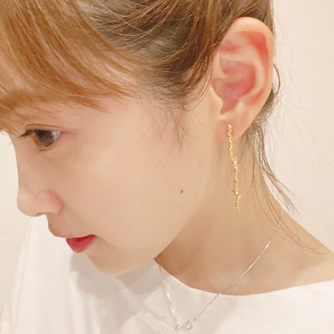 高橋愛さんのインスタグラム写真 - (高橋愛Instagram)「あべさんからの❤️ ㅤㅤㅤㅤㅤㅤㅤㅤㅤㅤㅤㅤㅤ ㅤㅤㅤㅤㅤㅤㅤㅤㅤㅤㅤㅤㅤ #bdaypresent  #pluie #earrings ㅤㅤㅤㅤㅤㅤㅤㅤㅤㅤㅤㅤㅤ ネックレスは ゆーやさんから😭🙏🏻 ㅤㅤㅤㅤㅤㅤㅤㅤㅤㅤㅤㅤㅤ #幸せ😭」9月5日 0時37分 - i_am_takahashi