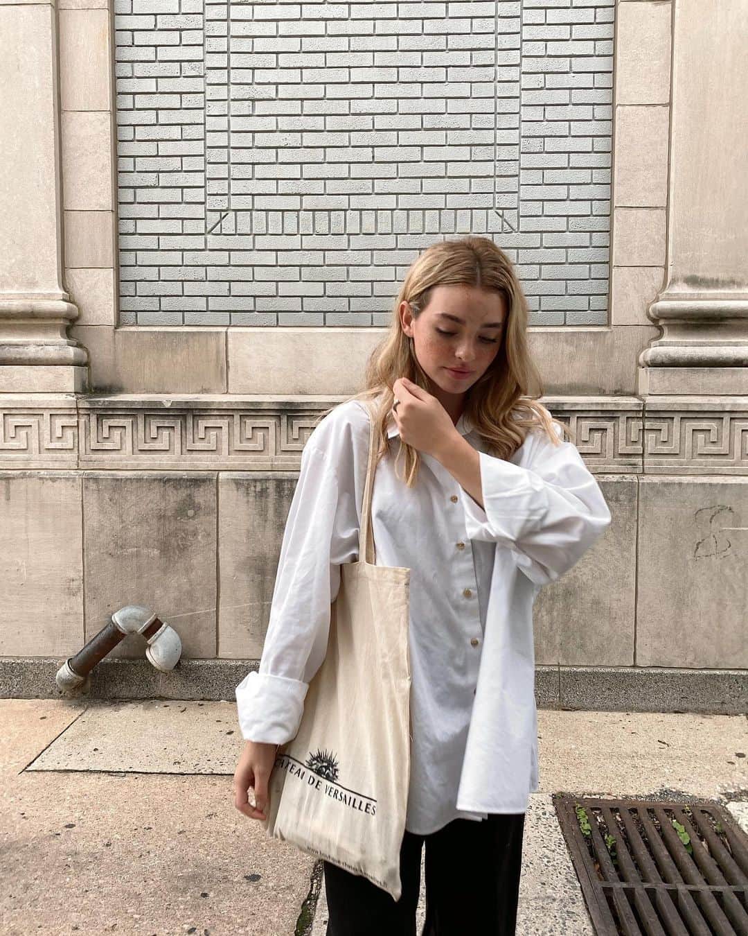 Kelsey Simoneのインスタグラム：「A fall fashion trend alert is up on my channel now!!!! To see what to wear this fall, the link is in my bio to watch x」