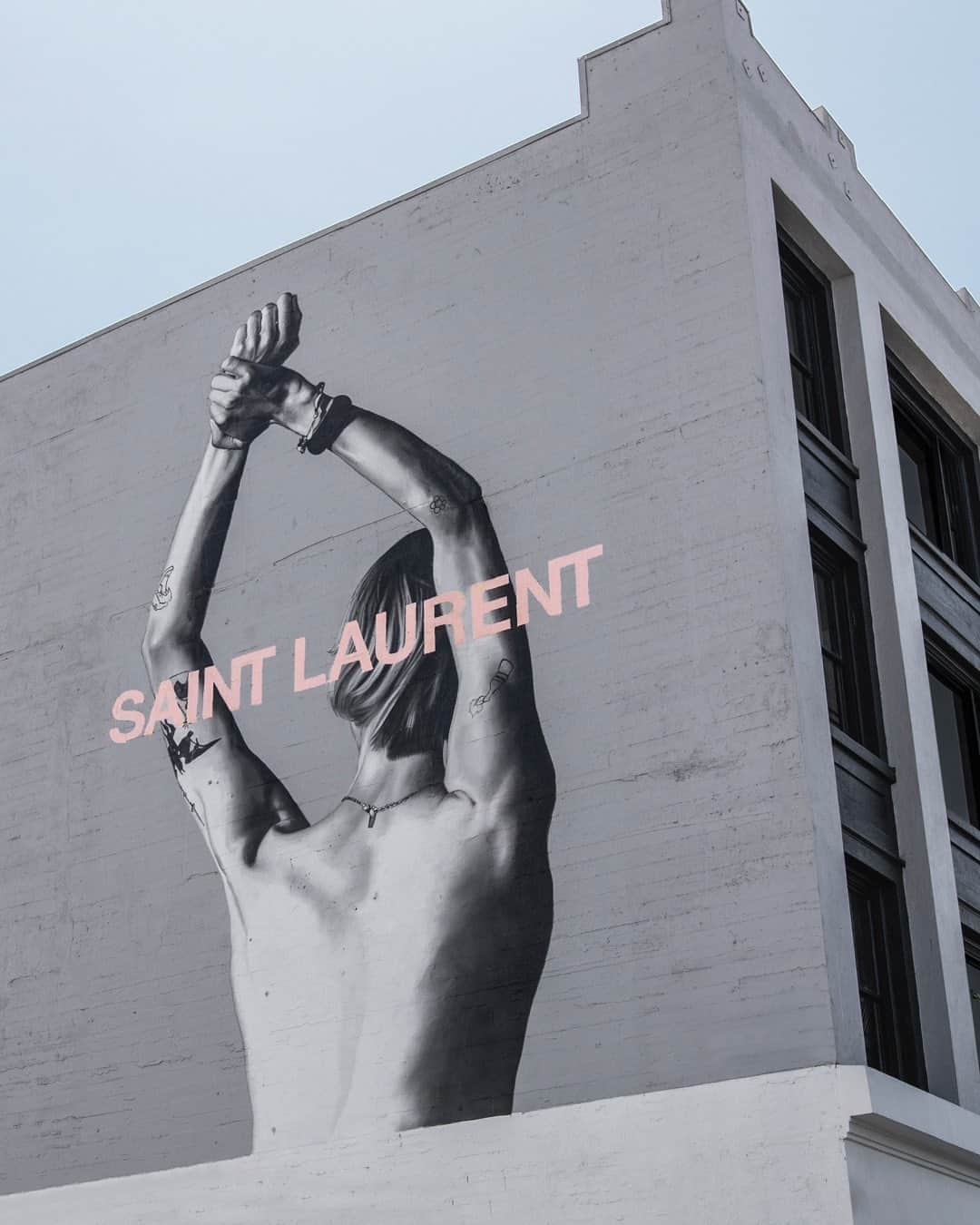 サンローランさんのインスタグラム写真 - (サンローランInstagram)「SEPTEMBER 9 LOS ANGELES MEN’S SPRING SUMMER 21 by ANTHONY VACCARELLO  #YSL #SaintLaurent #YvesSaintLaurent @anthonyvaccarello」9月5日 2時30分 - ysl