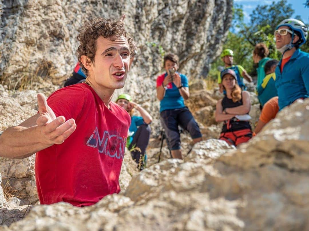 アダム・オンドラさんのインスタグラム写真 - (アダム・オンドラInstagram)「Another sunny day around #lagodigarda ☀️   #climbingambassador #trentino #italy #belvedereclimbingarea #gardatrentino #visittrentino @gardatrentino」9月5日 2時37分 - adam.ondra