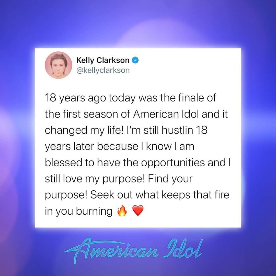 American Idolさんのインスタグラム写真 - (American IdolInstagram)「Thank YOU, @kellyclarkson, for giving us 18 years of moments like this. The entire #AmericanIdol family loves you so much! 💙  Remember, our show can change ANYONE'S life... from wherever they are! If you think you're #TheNextIdol, sign up at AmericanIdol.com/Auditions right now for an exclusive face-to-face online audition with our producers!」9月5日 2時38分 - americanidol