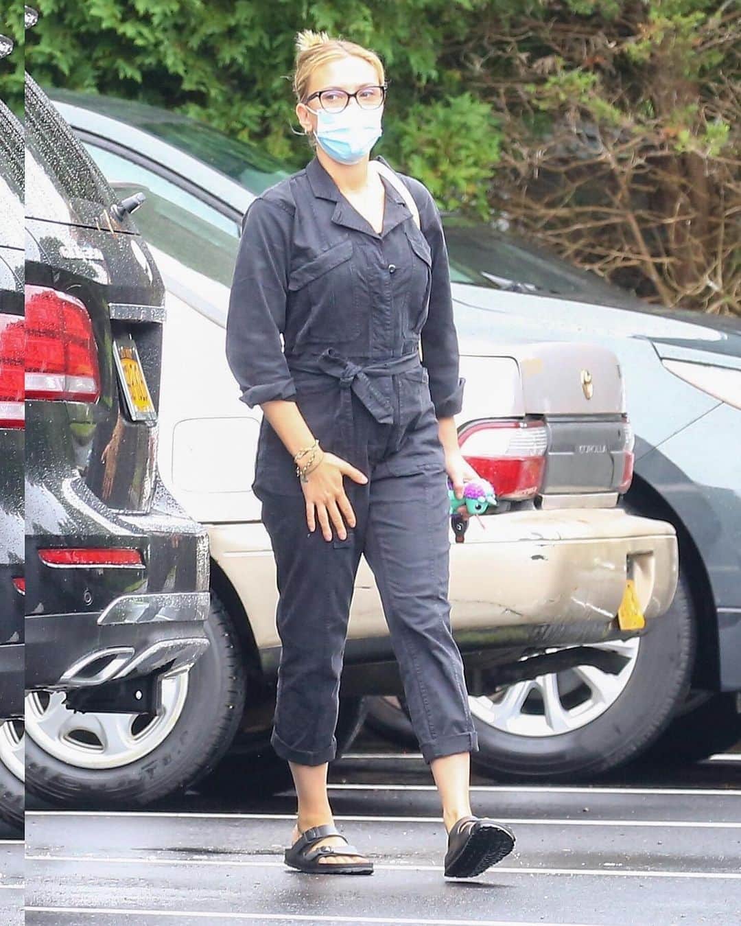 Just Jaredさんのインスタグラム写真 - (Just JaredInstagram)「Scarlett Johansson was spotted doing some grocery shopping in The Hamptons this week. More photos now on our site! #ScarlettJohansson Photos: Backgrid」9月5日 3時40分 - justjared