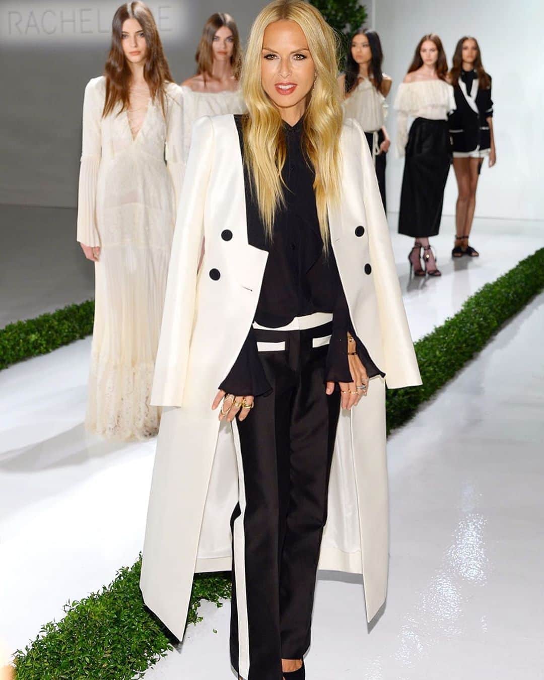 レイチェル・ゾーのインスタグラム：「#FBF to that nervous, anxious beyond excited feeling just before showing my @shoprachelzoe collection at the start of #NYFW 😪 ...really missing those magic #nyc moments today 💔 XoRZ」