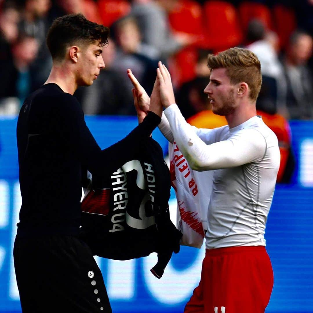 ティモ・ヴェルナーのインスタグラム：「🤩🤩🤩 Welcome to Chelsea, my friend!👋 @kaihavertz29 @chelseafc」