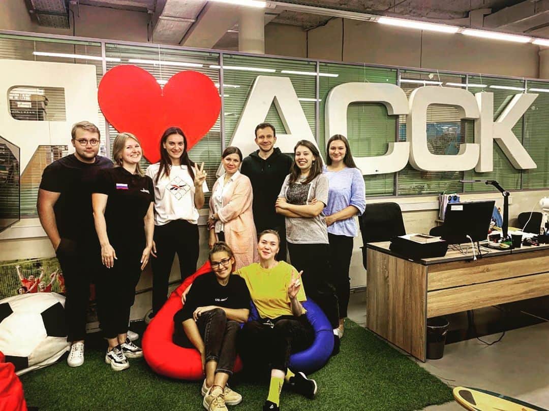 エレーナ・イシンバエワのインスタグラム：「И где это я сегодня была??? 🤔 ⠀ В сердце @asscrf. ❤️ ⠀ Коллектив отличный, работа спорится, кипит! ⠀ А все почему?! ⠀ Да потому что - МЫ ЛУЧШИЕ! ⠀ Фестиваль АССК приближается с каждым днём, напряжение растёт, участники волнуются! Прям жду не дождусь когда все начнётся... Казань - мы уже скоро ❤️ ⠀ @asscrf - Работаем ребята! 💪🏻 ⠀ And where was I today??? 🤔 ⠀ In the heart of @asscrf. ❤ ⠀ The staff is great, everything works fine, boils! ⠀ And all why?! ⠀ Yes, because-WE are the BEST! ⠀ The @asscrf festival is getting closer every day, the tension is growing, the participants are excited! ⠀ Right I can not wait when everything will start... ⠀ Kazan - we coming soon ❤ ⠀ @asscrf - Working guys! 💪🏻」