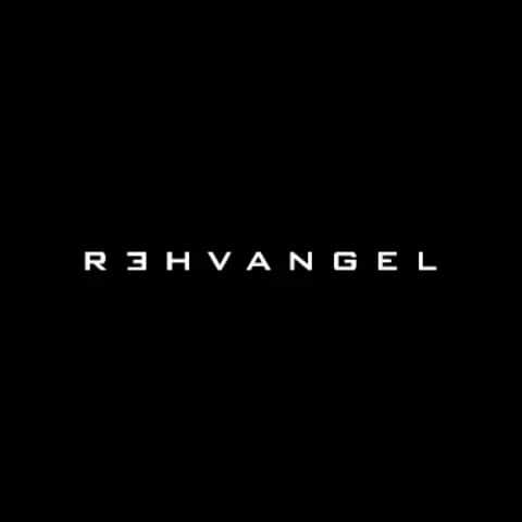 ミゲル・ロペスのインスタグラム：「From Heaven , Without Revenge @rehvangel」