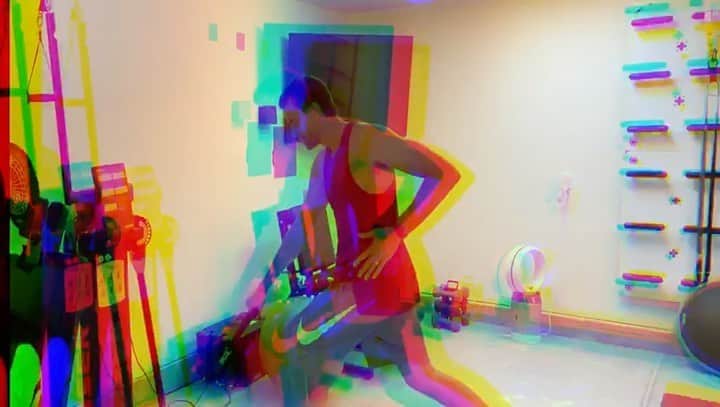 パウ・ガソルのインスタグラム：「Hoy mejor que ayer, mañana mejor que hoy!! 💪🏼💪🏼💪🏼  Today better than yesterday, tomorrow better than today!! 💪🏼💪🏼💪🏼」