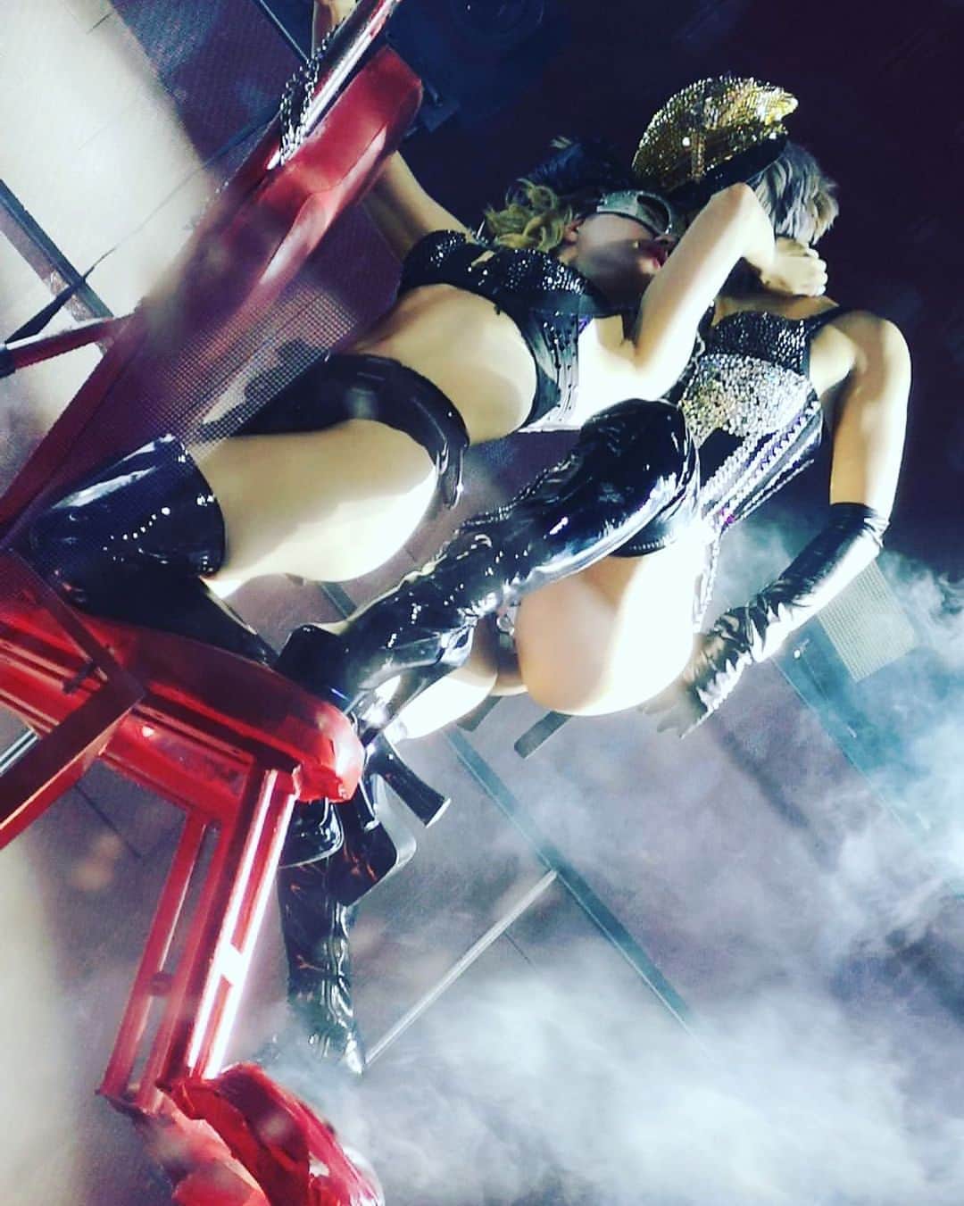 のインスタグラム：「⛓🖤⛓ ． ． ． #SM #0827 #KUM&Rily #エンタメ活動を止めない #バーレスク東京」