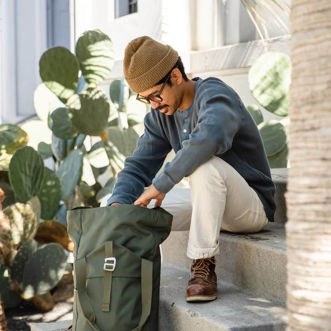 オスプレーさんのインスタグラム写真 - (オスプレーInstagram)「Happy Friday! Time to go make memories and stories of our weekend adventures! Don’t forget to #recreateresponsibly 🏔 📷: @thecolorbrown  Featured pack from the Arcane Series  #ospreypacks #weekendvibes #mountainlife」9月5日 7時06分 - ospreypacks