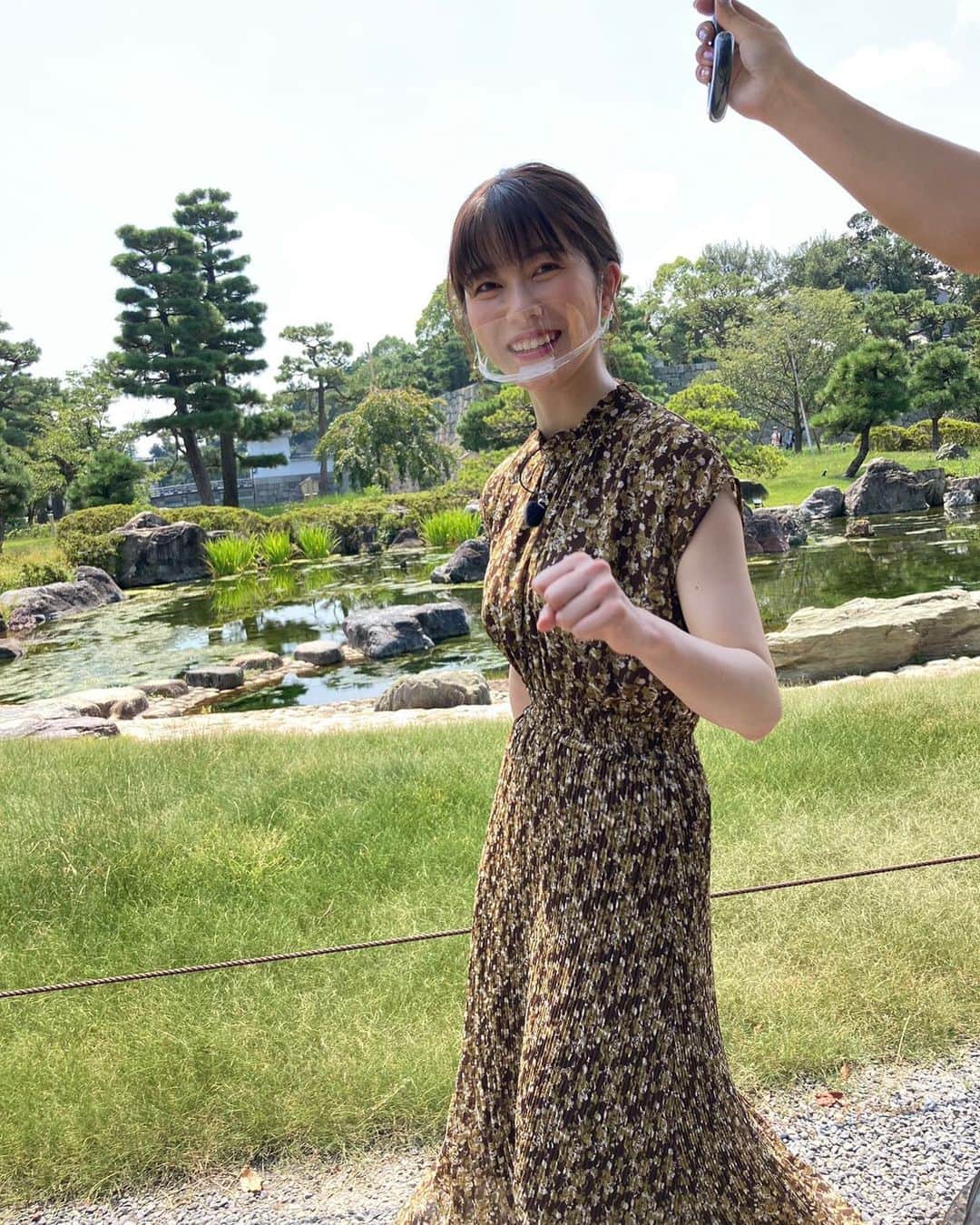のインスタグラム：「明日、朝6:30〜放送です☀️ フェイスシールドをつけてのロケでした！  #京都 #kyoto #京都いろどり日記 #カンテレ #二条城」
