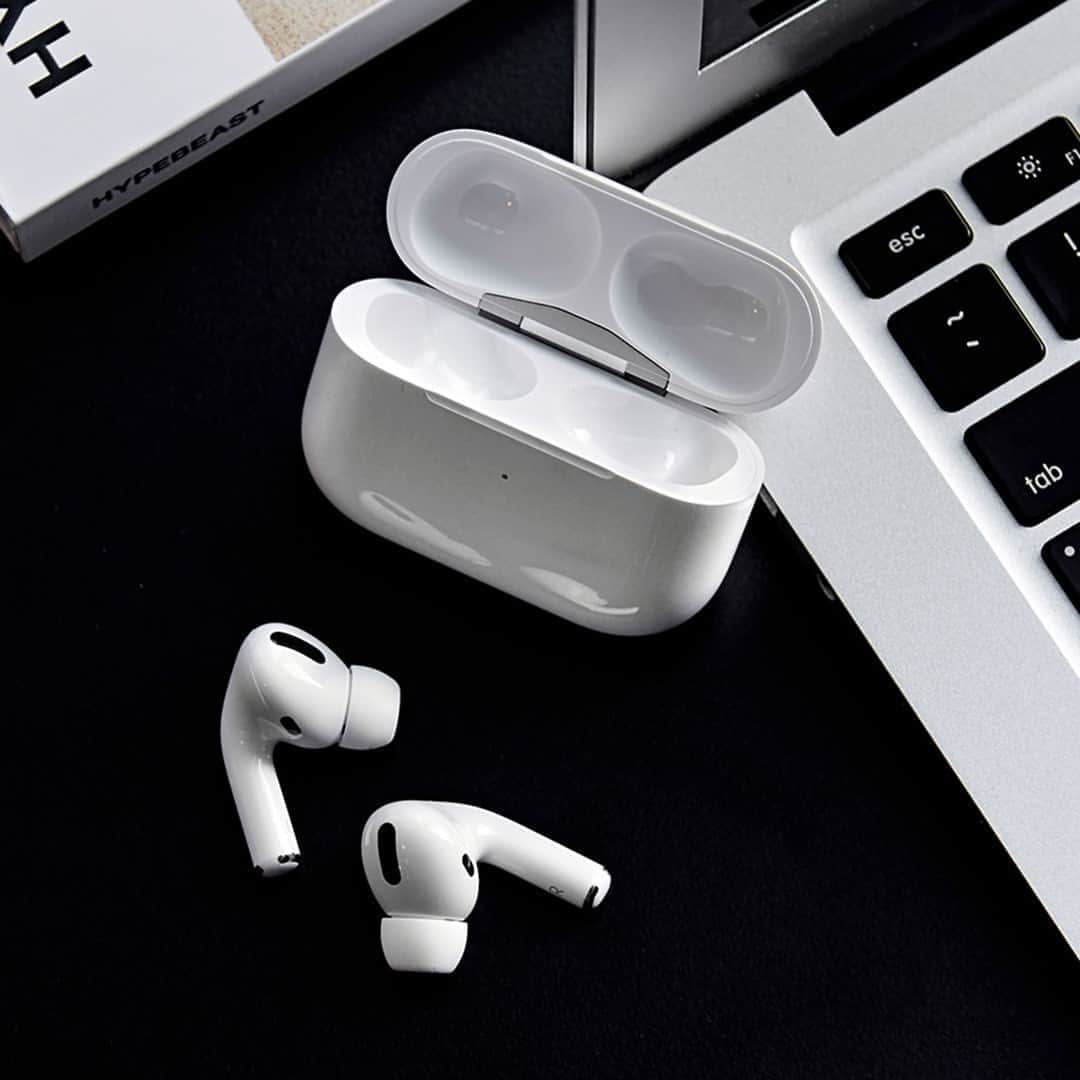 HYPEBEASTさんのインスタグラム写真 - (HYPEBEASTInstagram)「#hypebeasttech: @apple’s third-generation AirPods are rumored to launch in the first half of 2021. Reports also suggest that the next-generation model will have a similar design to the AirPod Pro but may not include some of its most recent features like active noise canceling. Find out more details via the link in bio.⁠ Photo: Seunghoon Jeong/@hypebeastkr」9月5日 17時20分 - hypebeast