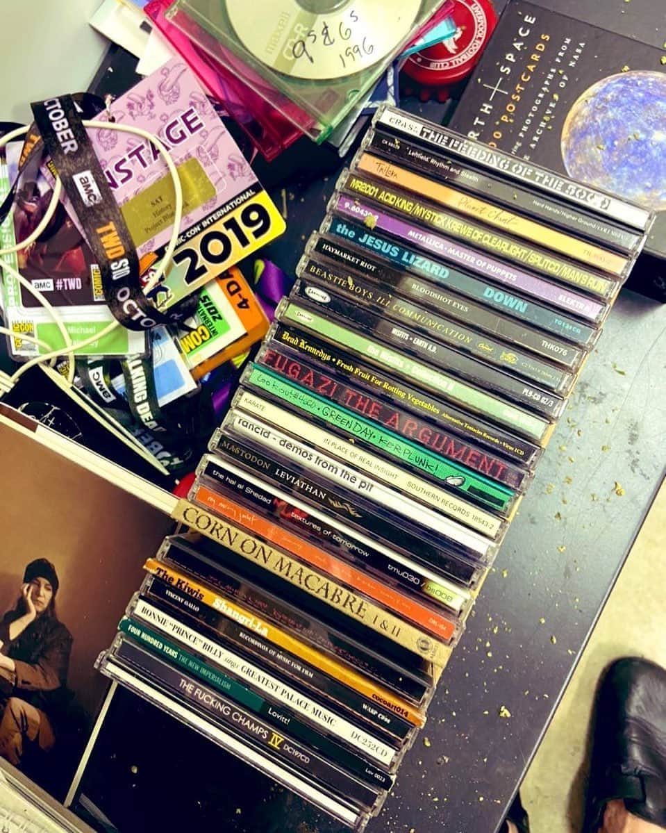 マイケル・マラーキーのインスタグラム：「end of summer jams」