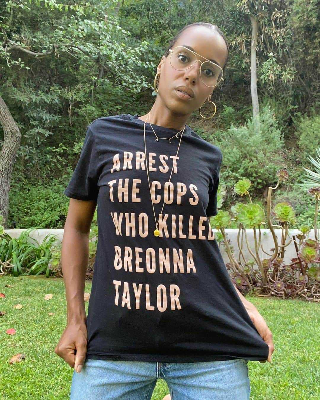 ケリー・ワシントンさんのインスタグラム写真 - (ケリー・ワシントンInstagram)「It’s been 175 days since Breonna Taylor was murdered. We will not stop saying her name until she receives justice. #SayHerName    Tonight at 10pm on Hulu…The New York Times presents “The Killing of Breonna Taylor”. I know I’ll be watching. I hope you will too...」9月5日 9時50分 - kerrywashington