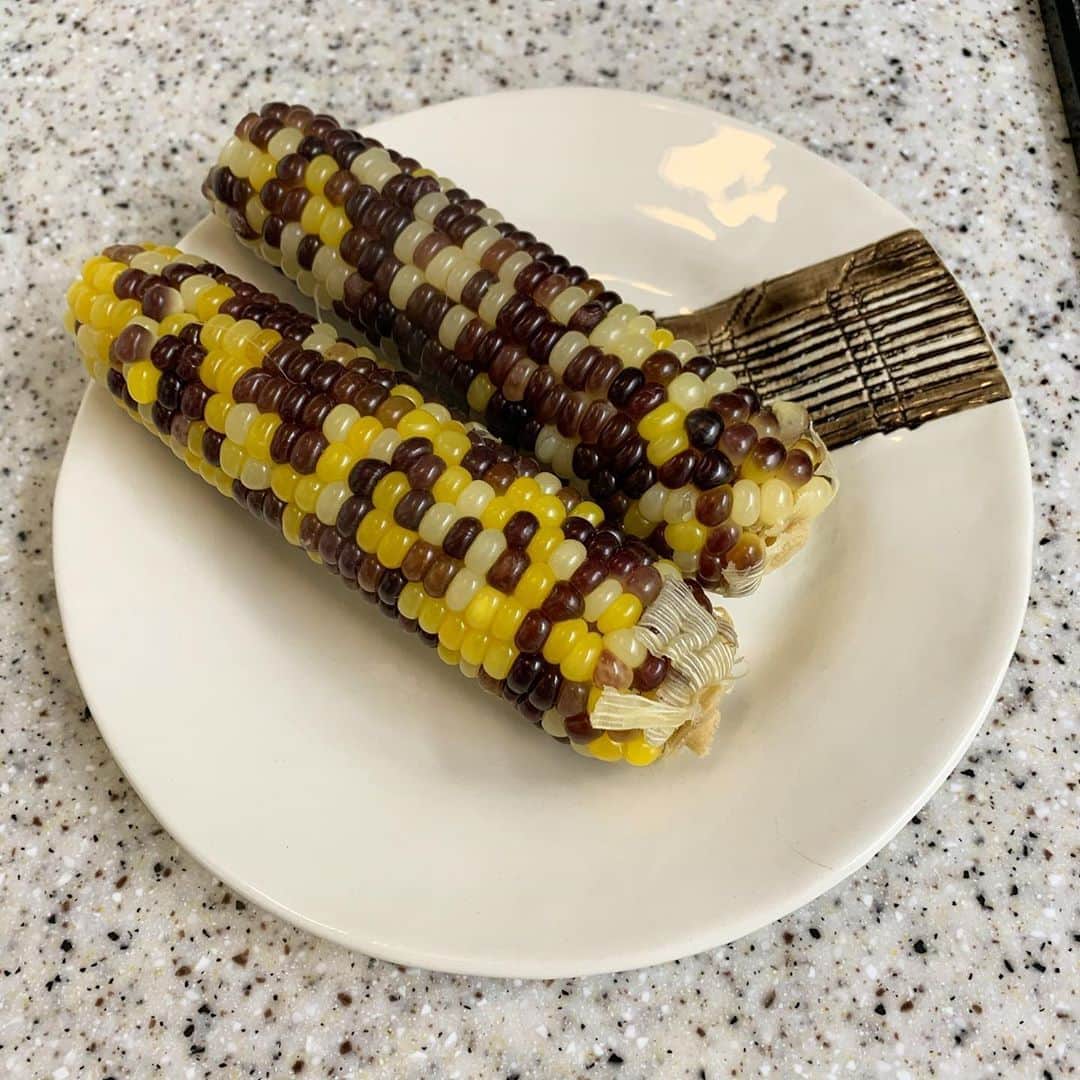 チン・ソヨンのインスタグラム：「아침 식전 #주전부리」